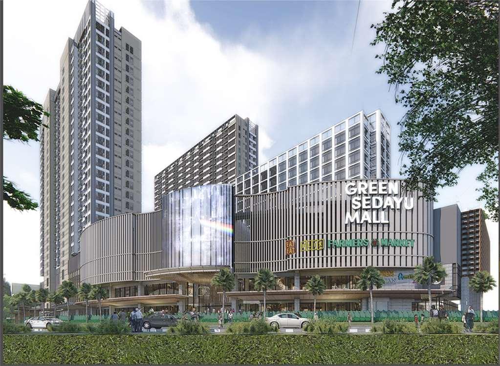 Hilton Garden Inn Jakarta Taman Palem Exterior photo