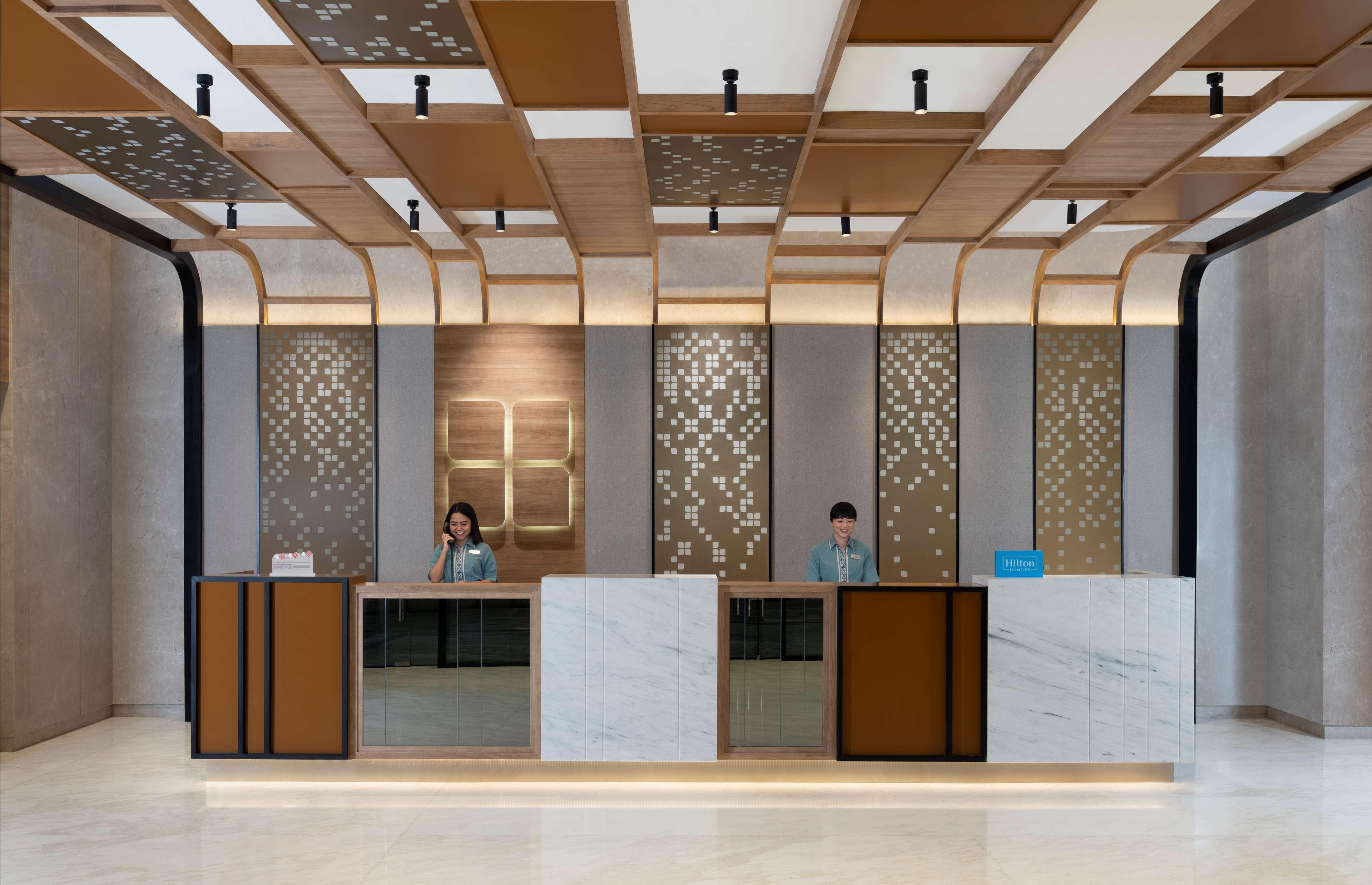 Hilton Garden Inn Jakarta Taman Palem Exterior photo